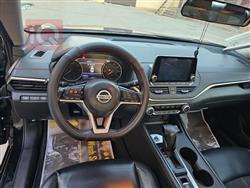 نيسان ألتيما